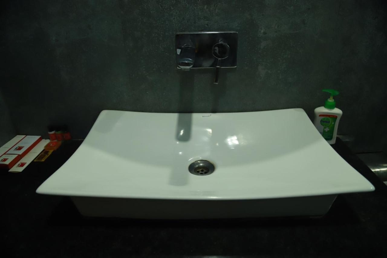 Hotel Sukhdeo Palace Gajá Kültér fotó